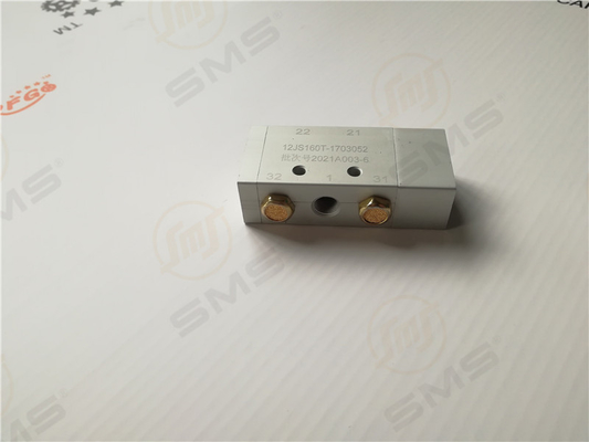 Клапан 12JS160T-1703052 одиночный h с частями тележки соединителя 12V Sinotruk Howo